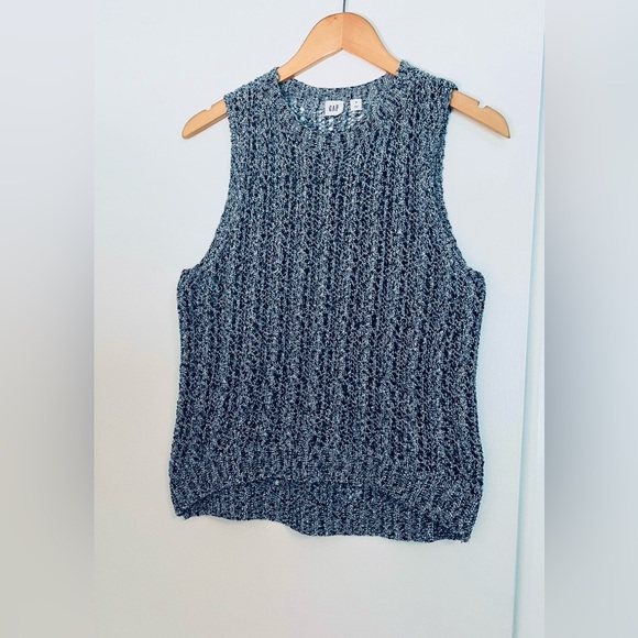 🩵GAP Sleeveless Knit Sweater Vest/ Tank Top EUC, Size: M - Picture 4 of 15